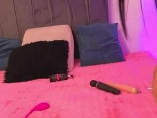 Pretty-Johnson live cam preview
