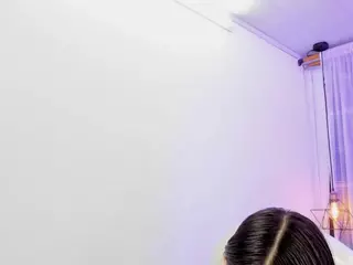 Pretty-Johnson's Live Sex Cam Show