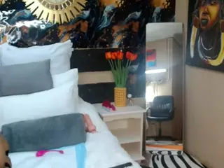 SexyNatashaxoxo's Live Sex Cam Show