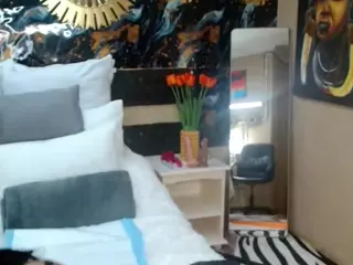 SexyNatashaxoxo's Live Sex Cam Show