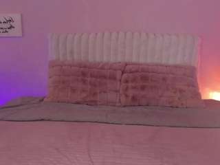 arianaa-ferrer Live Webcam on CamSoda