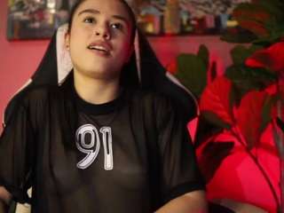 danaa-rouse's CamSoda show and profile