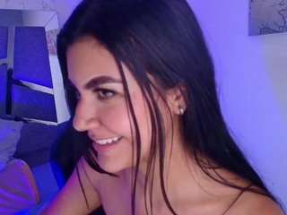 Jennifer host