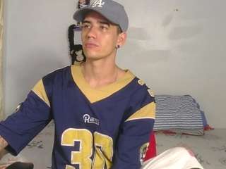 kilyann Live Webcam on {site_name}