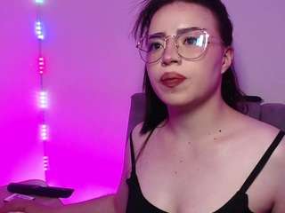 marian-ran's CamSoda show and profile