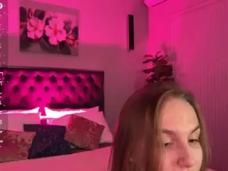 VikkiMoon's Live Sex Cam Show