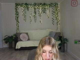 viviany webcam model