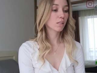 viviany's CamSoda show and profile