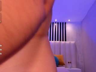 adharamoretti - Live Cam