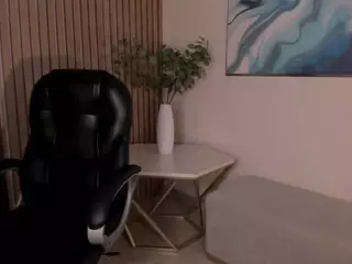 AdharaMoretti's Live Sex Cam Show