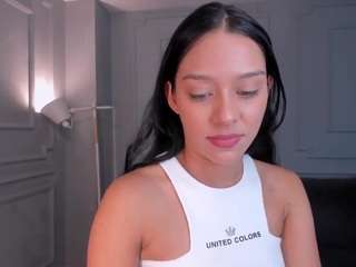 le modèle amaliacrus est en webcam porno dans un show sur le site camsoda, il possède les tags suivants: anal,ass bouncing,tease,tattoos,strip,skinny,shaved pussy,orgasm,no smoking,no drinking,green eyes,granny,erotic dance,dildo or vibrator,black hair,hd,petite,small tits