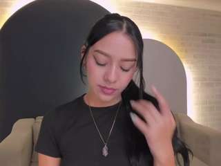 amaliacrus live webcam show