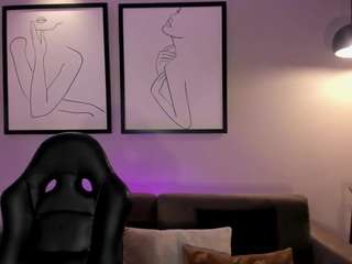 candaserussell Live Webcam on CamSoda