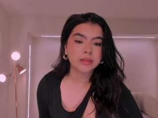 candaserussell Live Webcam on CamSoda