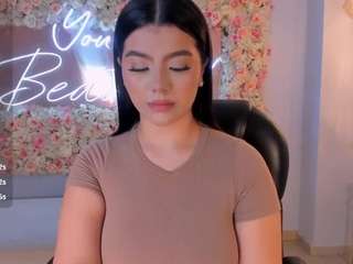 candaserussell Live Webcam on CamSoda