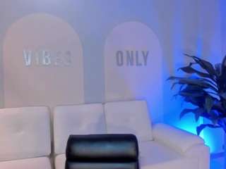 candaserussell's CamSoda show and profile