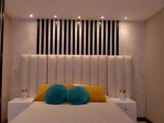 candaserussell's CamSoda show and profile