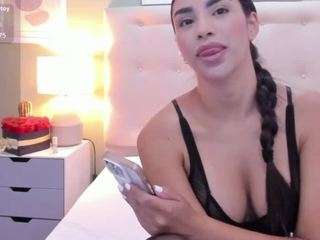 felicityadams webcam