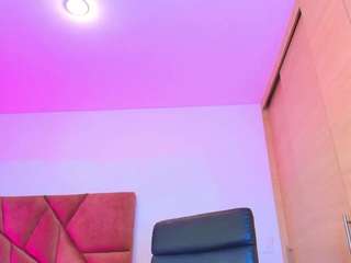 georgina-leigh chat room
