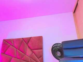  georgina-leigh chat room