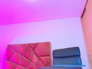georgina-leigh Live Webcam on CamSoda