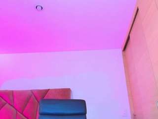 georgina-leigh Live Webcam on CamSoda