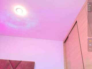 georgina-leigh Live Webcam on CamSoda