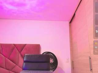georgina-leigh Live Webcam on CamSoda