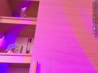 georgina-leigh Live Webcam on CamSoda