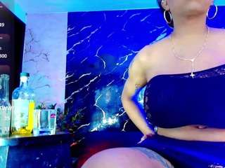 karoll-ts live webcam show