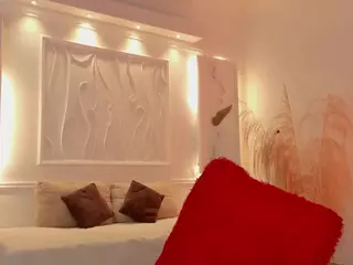 Kataleya-17's Live Sex Cam Show