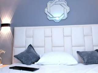  kathymirrow chat room