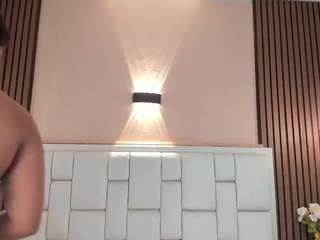 kathymirrow live cam profile