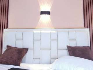 kathymirrow live webcam show