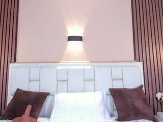 KathyMirrow live webcam show