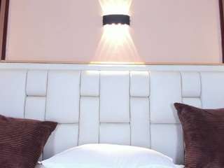 KathyMirrow live webcam show