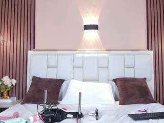 KathyMirrow live webcam show