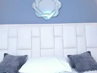 KathyMirrow's Live Sex Cam Show