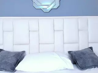 KathyMirrow's Live Sex Cam Show