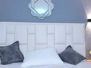 KathyMirrow's Live Sex Cam Show