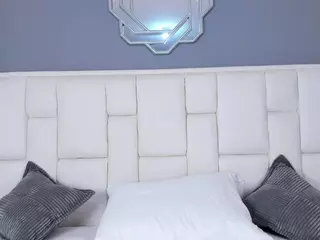 KathyMirrow's Live Sex Cam Show