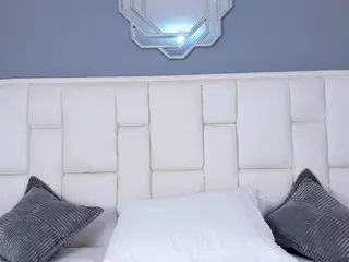 KathyMirrow's Live Sex Cam Show