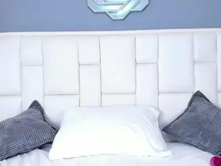KathyMirrow's Live Sex Cam Show