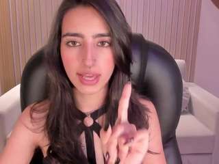 larisasmirnov1 Live Webcam on CamSoda