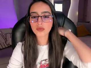  larisasmirnov1 chat room