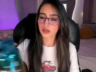 larisasmirnov1 Live Webcam on CamSoda