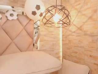 Lunna-Ebony
