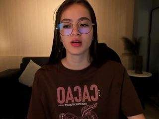  maiacollins chat room