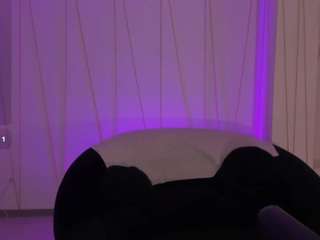 maiacollins Live Webcam on CamSoda