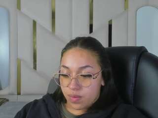 rodriguuezisabelll18 webcam model